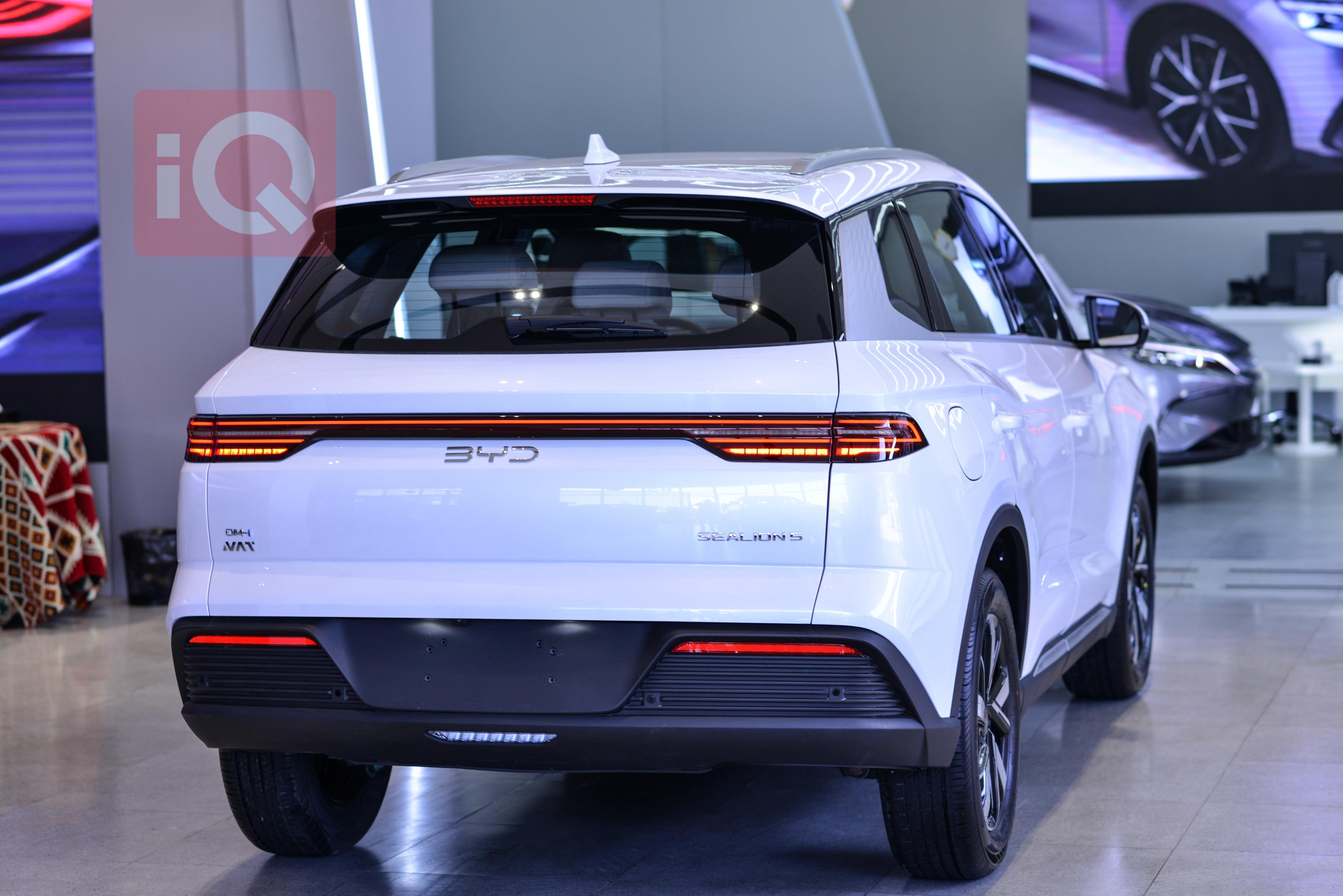 بي واي دي سيليون 5